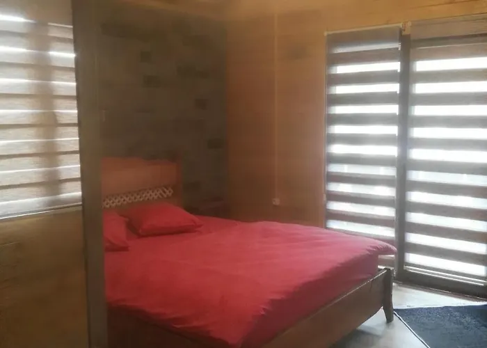 Derin Irmak Bungalow מלון *